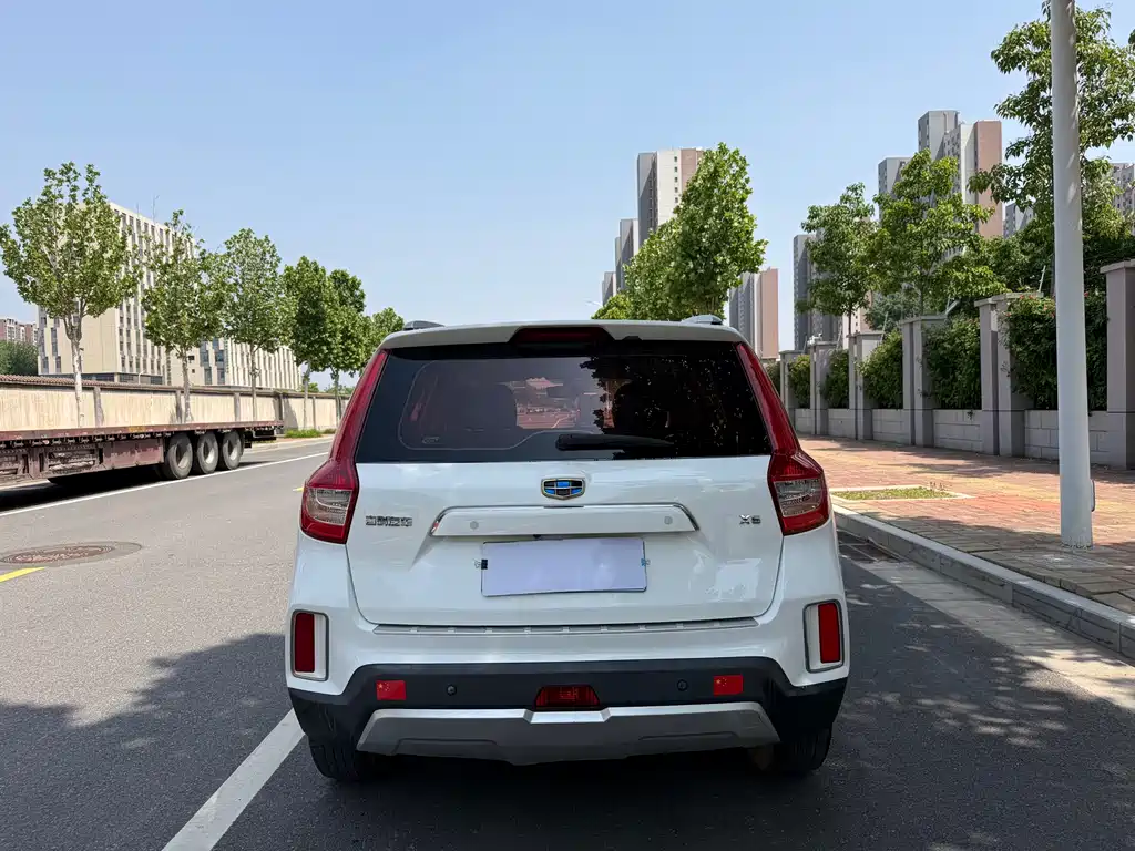 Geely Vision X6 2016 1.3T CVT Luxury