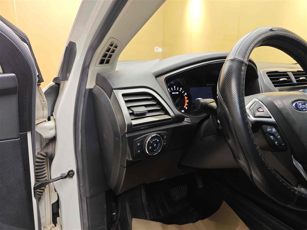 Ford Mondeo 2017 EcoBoost 180 Fashion
