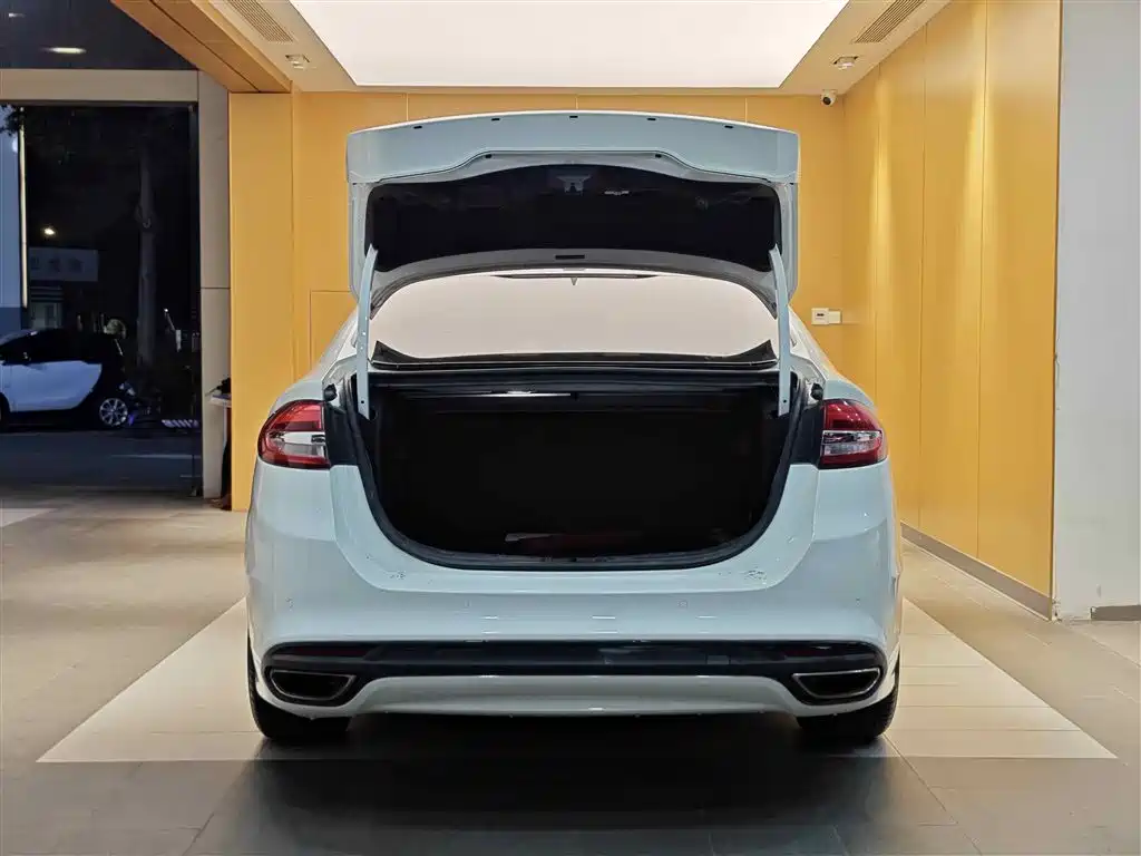 Ford Mondeo 2017 EcoBoost 180 Fashion