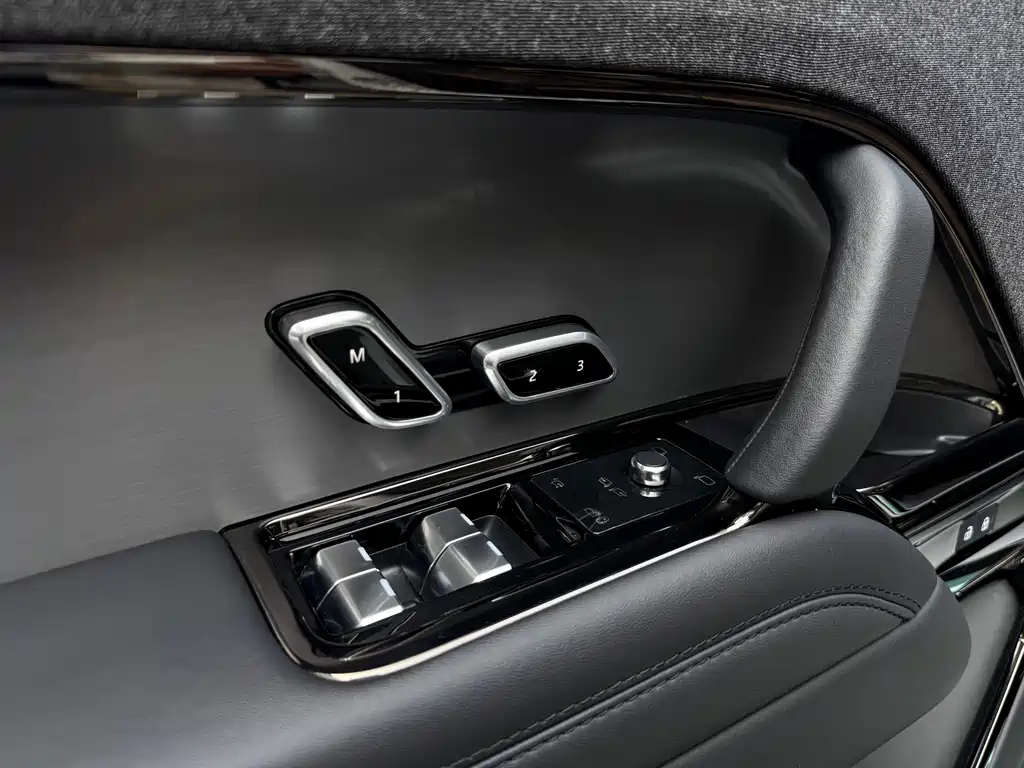Range Rover Sport 2023 400PS Dynamic SE