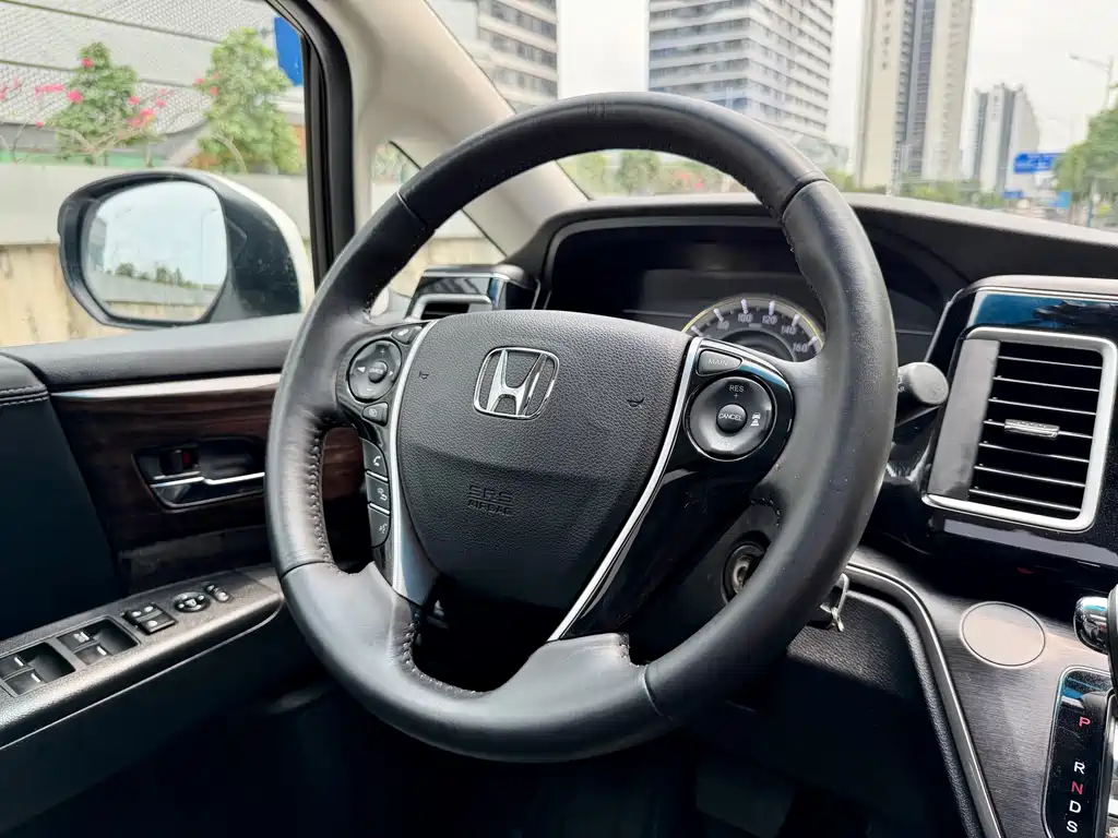 Honda Elysion 2016 2.4L Classic Edition