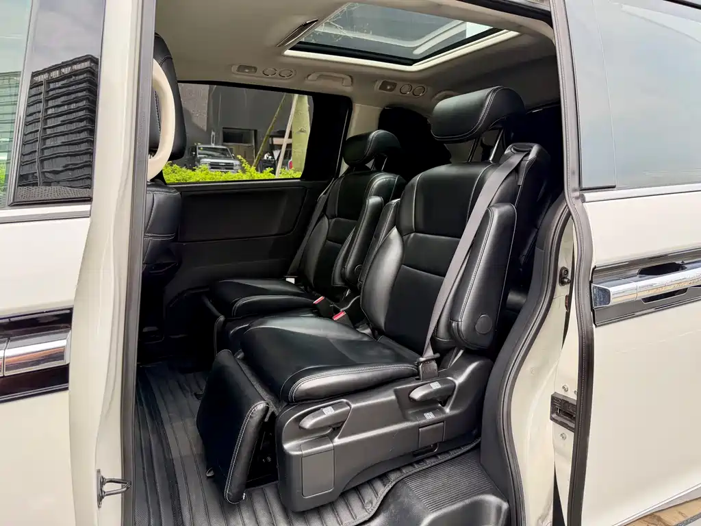 Honda Elysion 2016 2.4L Classic Edition