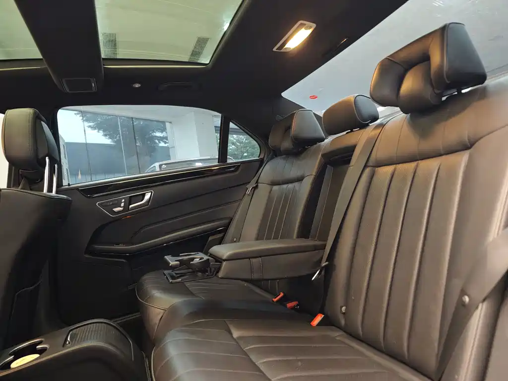 Mercedes-Benz E-Class 2015 Facelift E 200 L Sport
