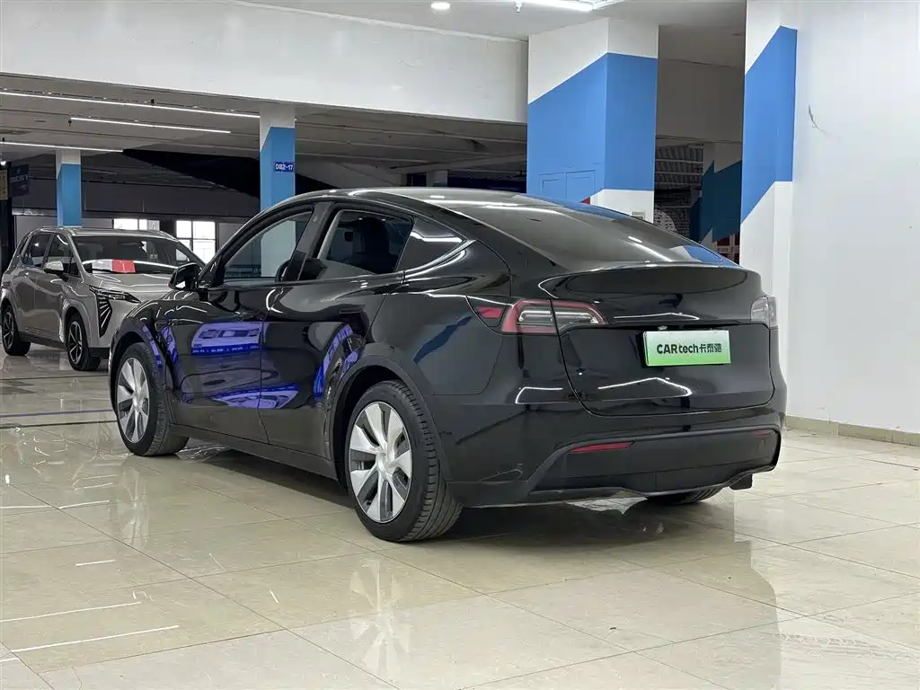 Model Y 2022 Rear-Wheel Drive