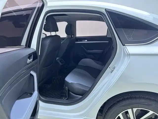Volkswagen Lavida 2024 1.5L Automatic Starry Sky Five Million Edition