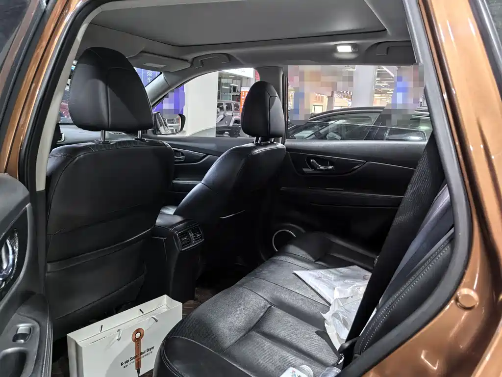 Nissan X-Trail 2014 2.5L CVT Luxury Edition 4WD