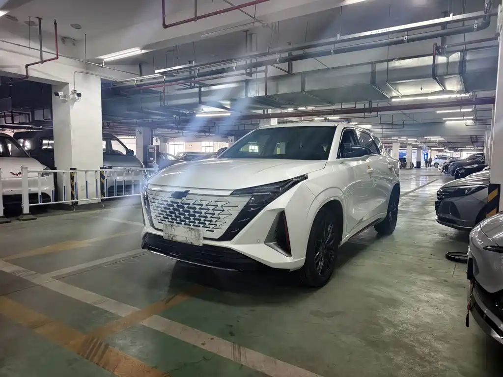 Changan Oshan Z6 1.5T DCT Smart Enjoyment