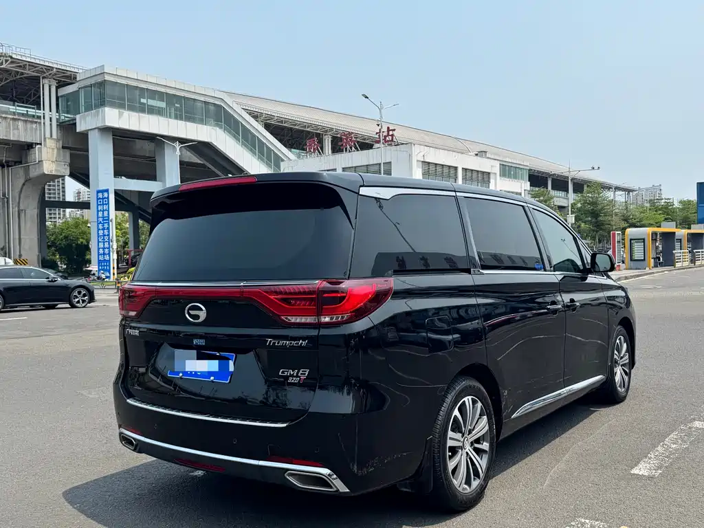 GAC Trumpchi M8 2018 320T Premium Edition
