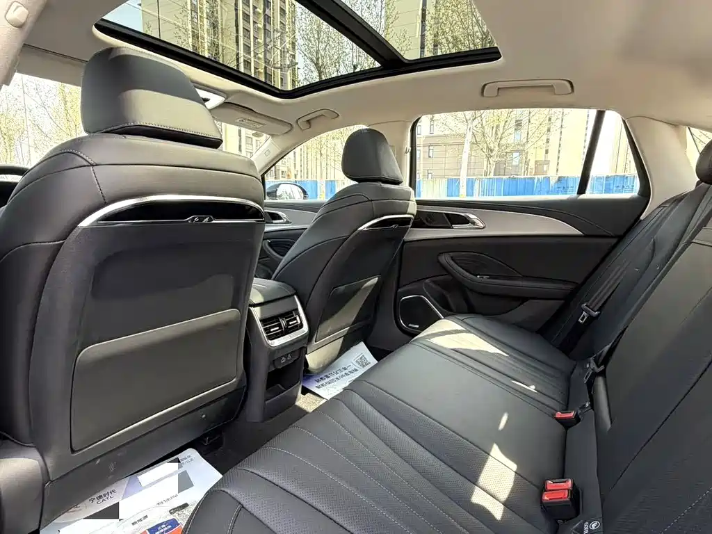 Hongqi H5 2023 1.5T DCT Smart Connect Qiyun Edition