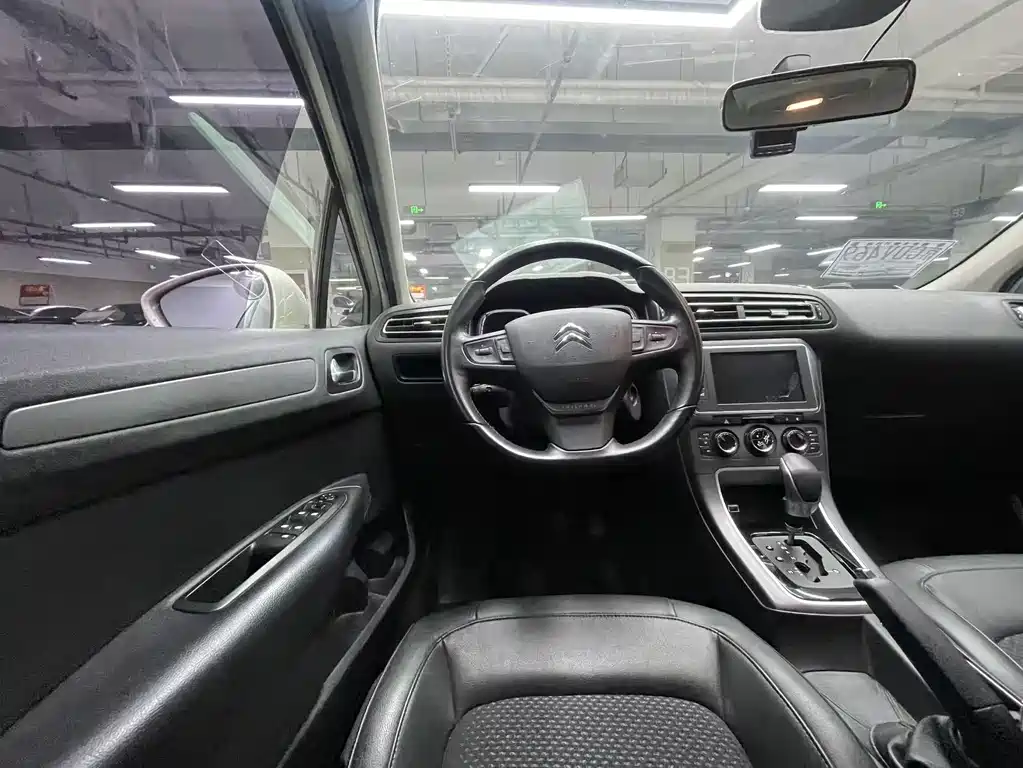 Citroën C4 2016 1.6L Automatic Luxury Edition
