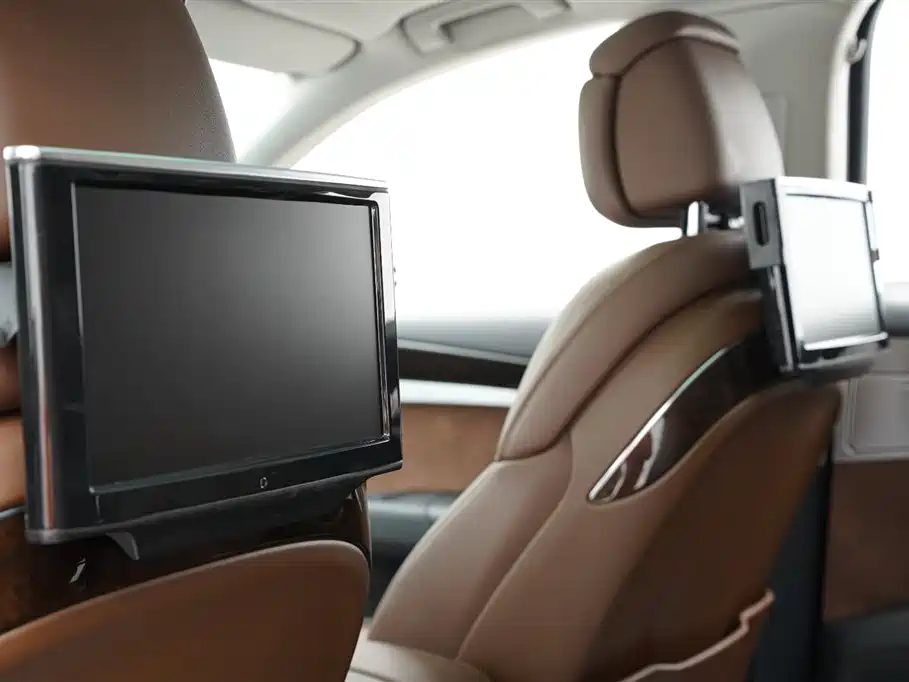 Audi A8L 45 TFSI quattro Luxury 2013