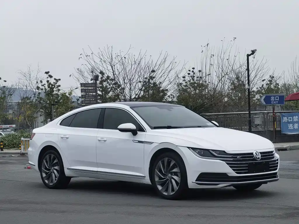 FAW-Volkswagen CC 2019 330TSI Huayan Edition China V