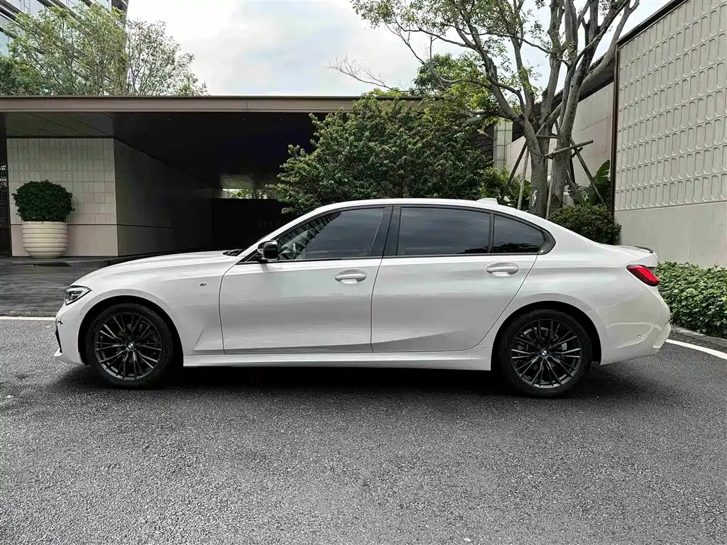 BMW 3 Series 2020 325Li M Sport Night Edition