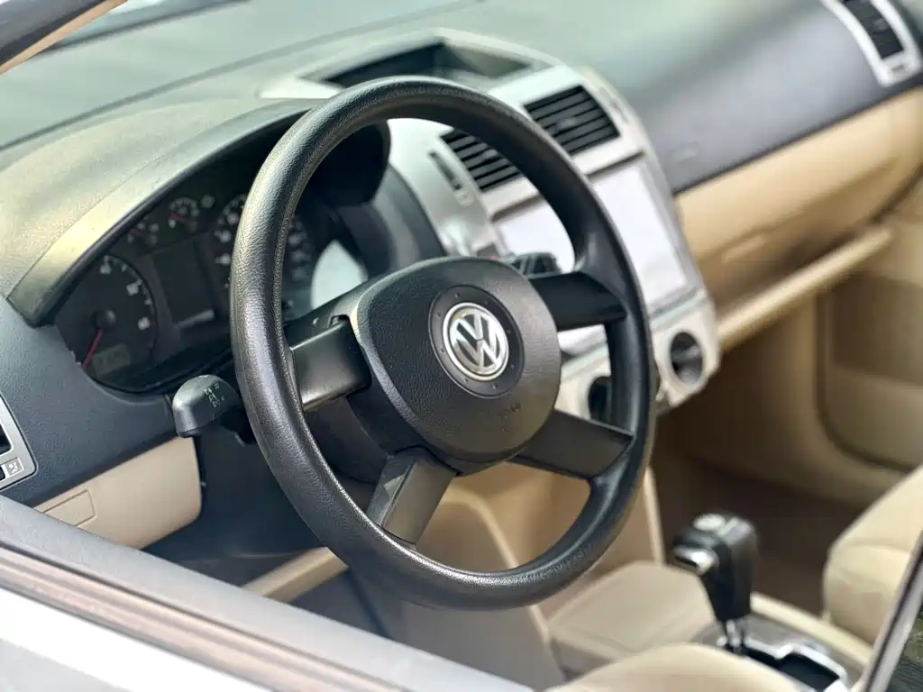 Volkswagen Polo 2007 Sedan 1.4L Automatic Fashion Edition