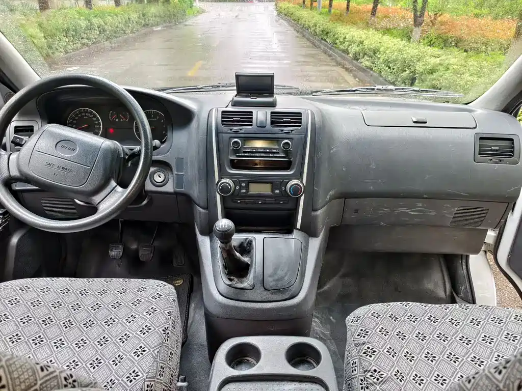 Jinbei Granse 2016 2.0L Classic Standard Long Wheelbase 9-Seater