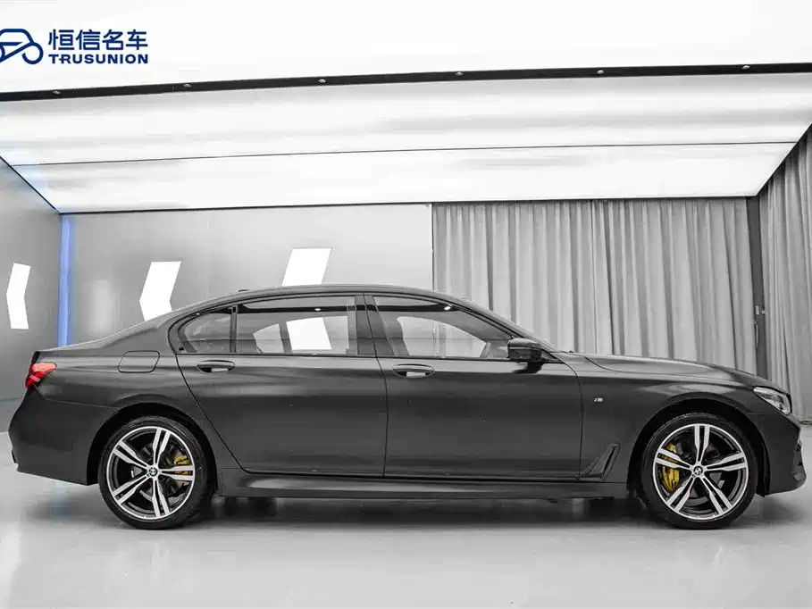 BMW 7 Series 2018 740Li xDrive Executive Edition M Sport Package Black Flame Edition