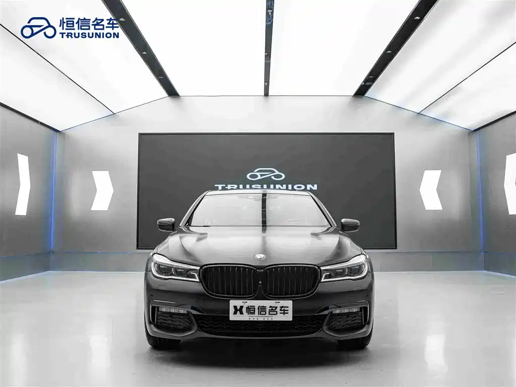 BMW 7 Series 2018 740Li xDrive Executive Edition M Sport Package Black Flame Edition