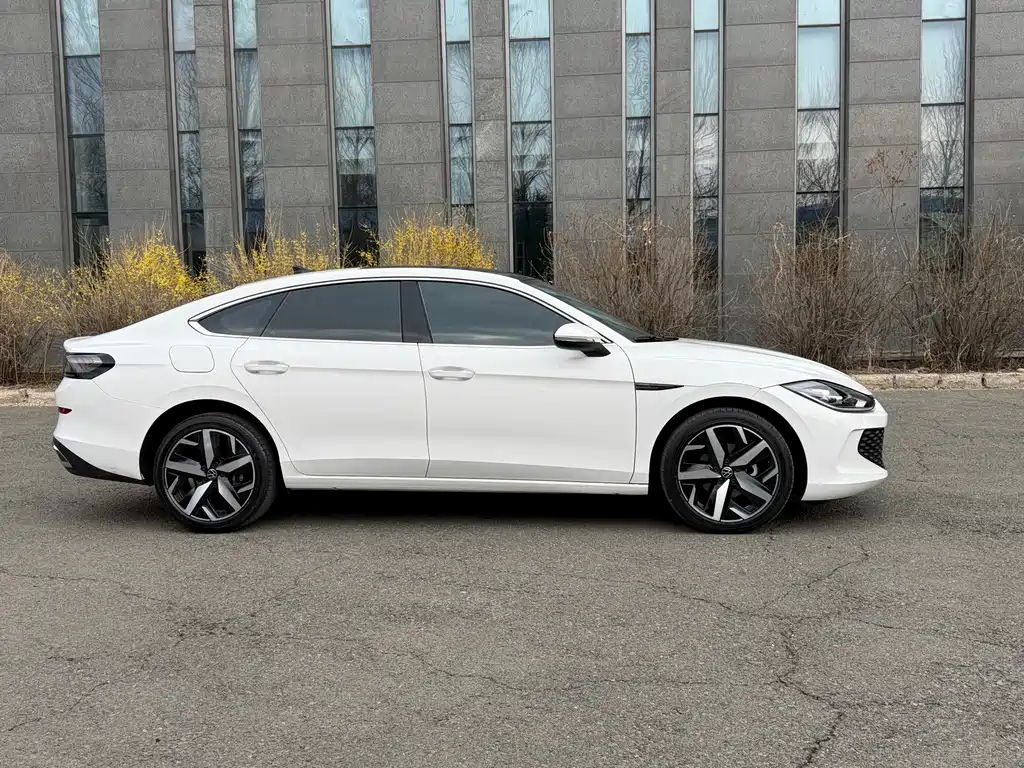 Volkswagen Lamando L 2023 280TSI DSG Cool Spicy Edition