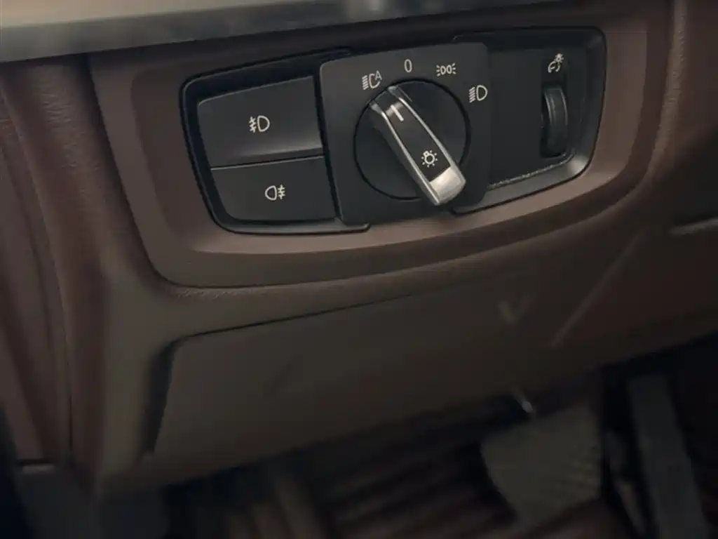 BMW X5 xDrive28i