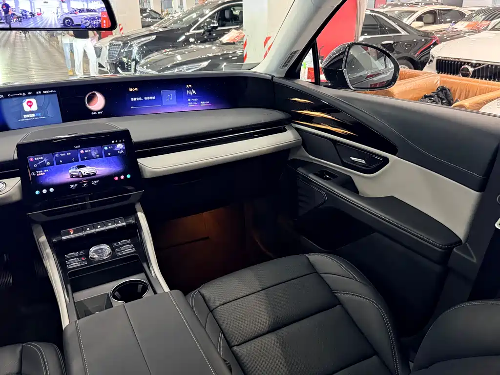Lincoln Nautilus 2025 2.0T AWD Zunyi Edition