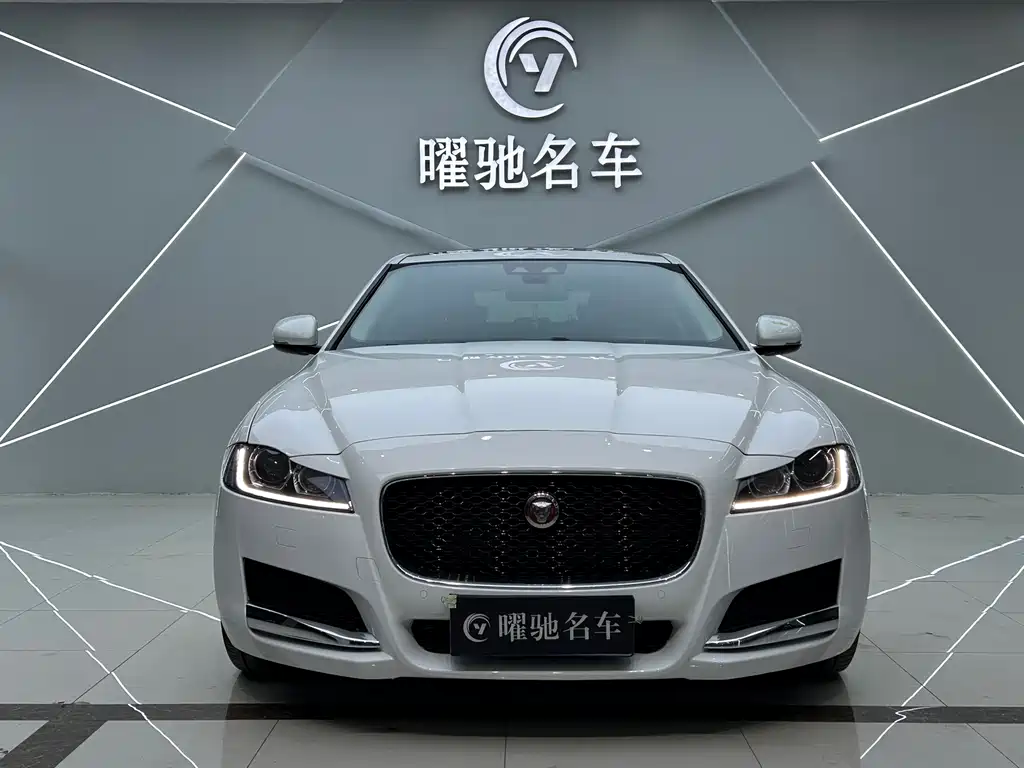 Jaguar XFL 2019 XFL 2.0T 200PS RWD Elite Edition