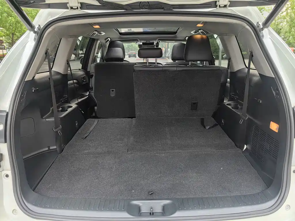 Toyota Highlander 2018 2.0T AWD Premium Edition 7-Seater China VI