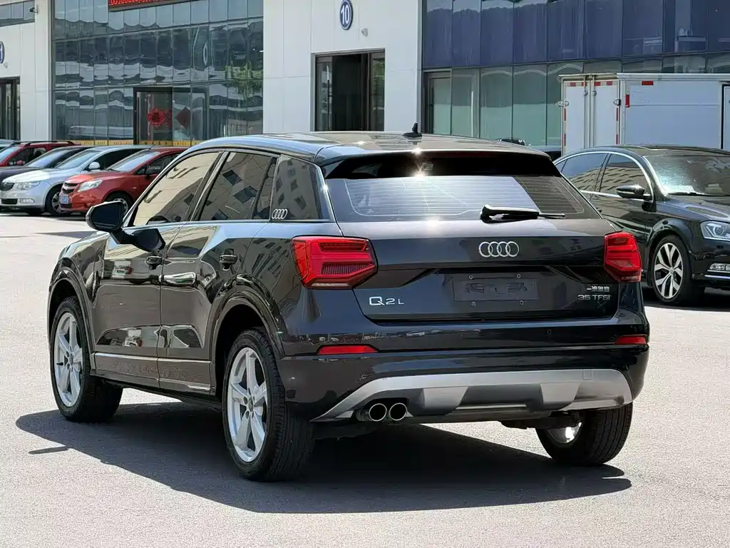 Audi Q2L 2018 35 TFSI Fashion Elegant China VI