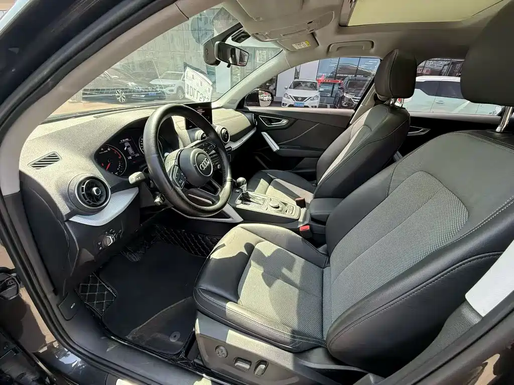 Audi Q2L 2018 35 TFSI Fashion Elegant China VI