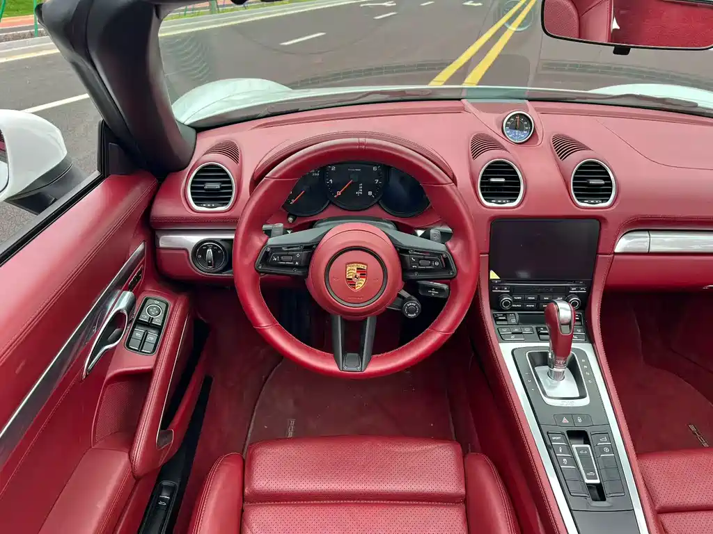 Porsche 718 Boxster 2.0T