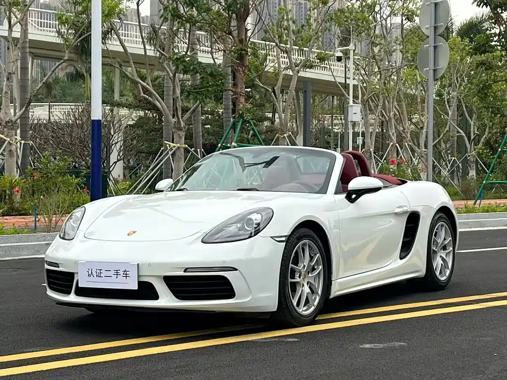 Porsche 718 Boxster 2.0T
