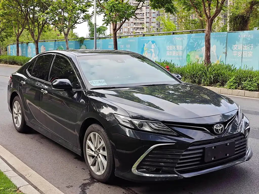 Toyota Camry 2021 2.0G Luxury Edition