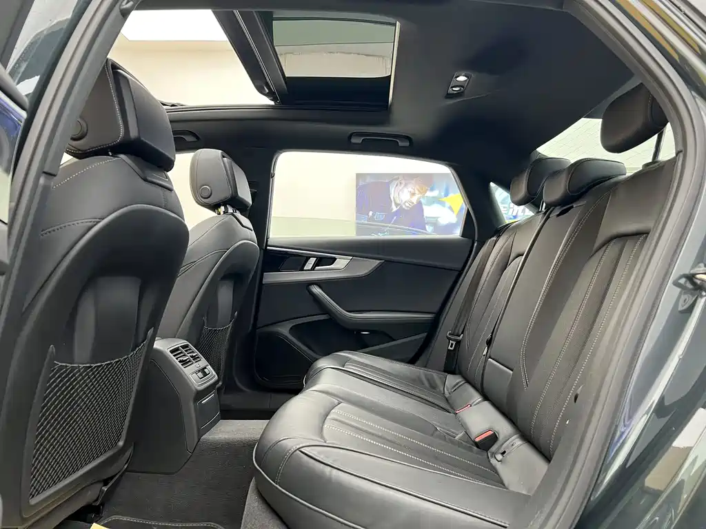 Audi A4L 2024 40 TFSI quattro RS Package Speed Edition