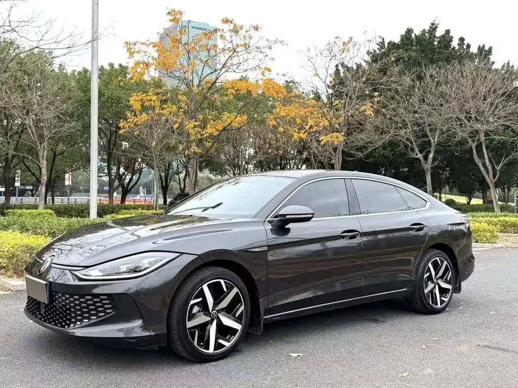 Volkswagen Lamando L 2022 280TSI DSG Cool & Spicy Edition