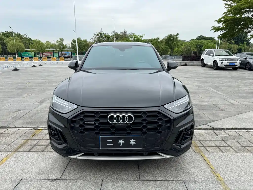 Audi Q5L 2023 45 TFSI quattro Luxury Dynamic Edition