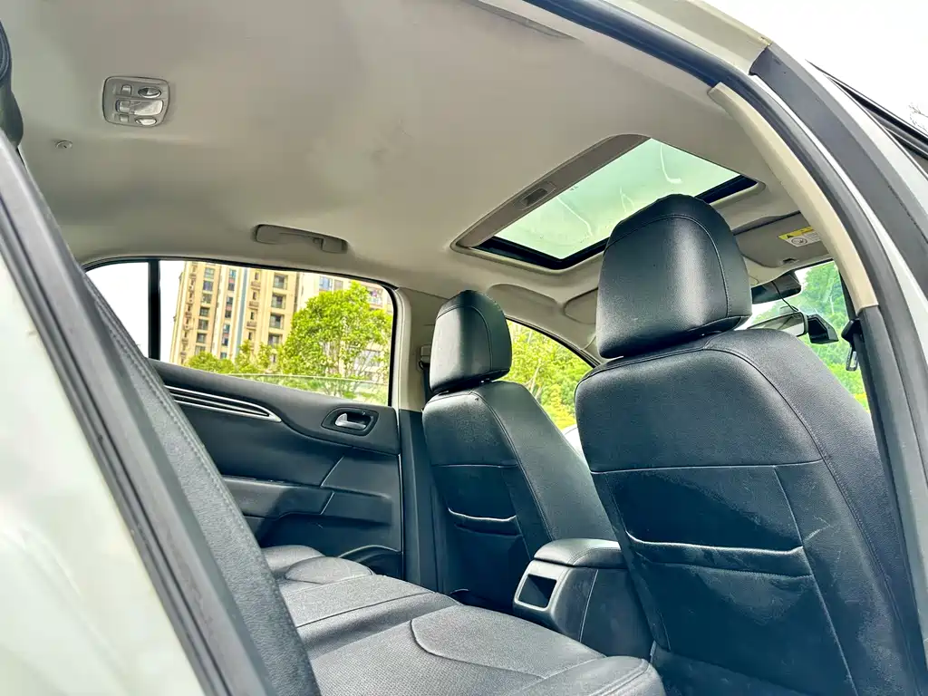 Citroën C4L 2014 1.8L Auto Zhiqu Edition Jinzhi