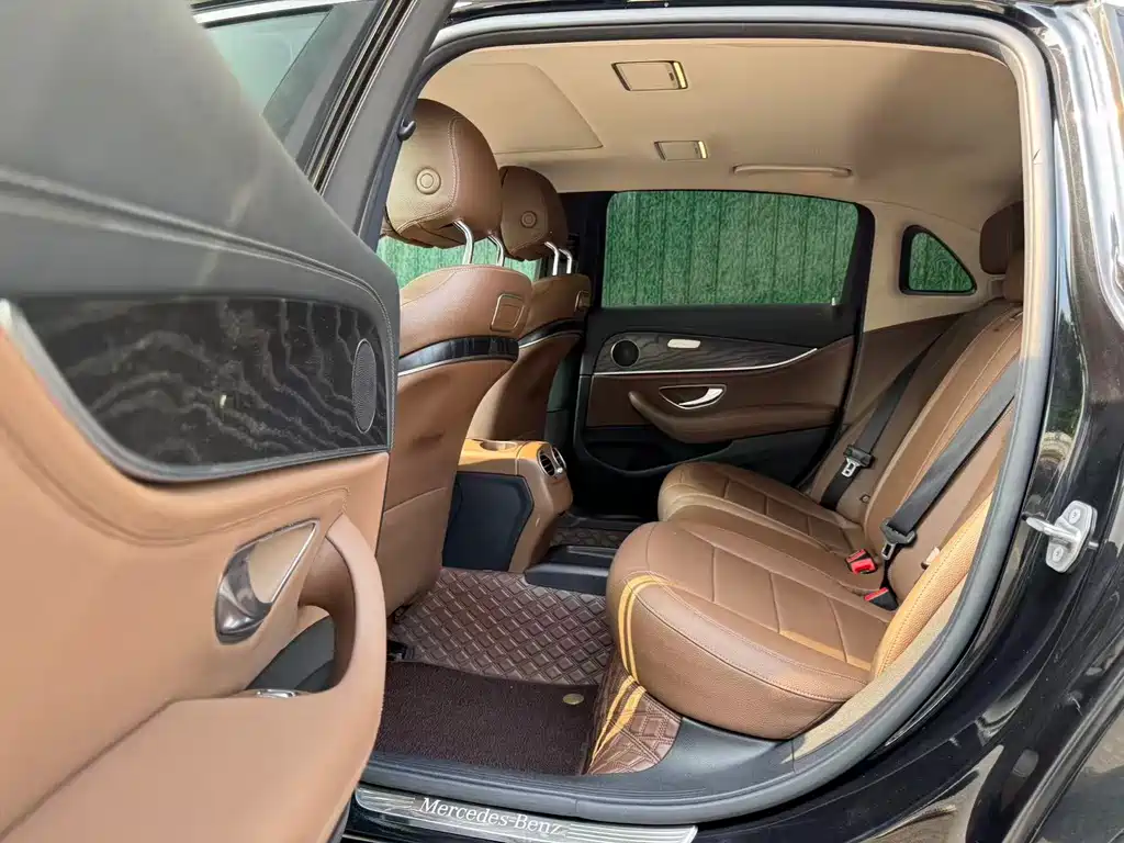 Mercedes-Benz E-Class 2017 E 300 L Sport Fashion