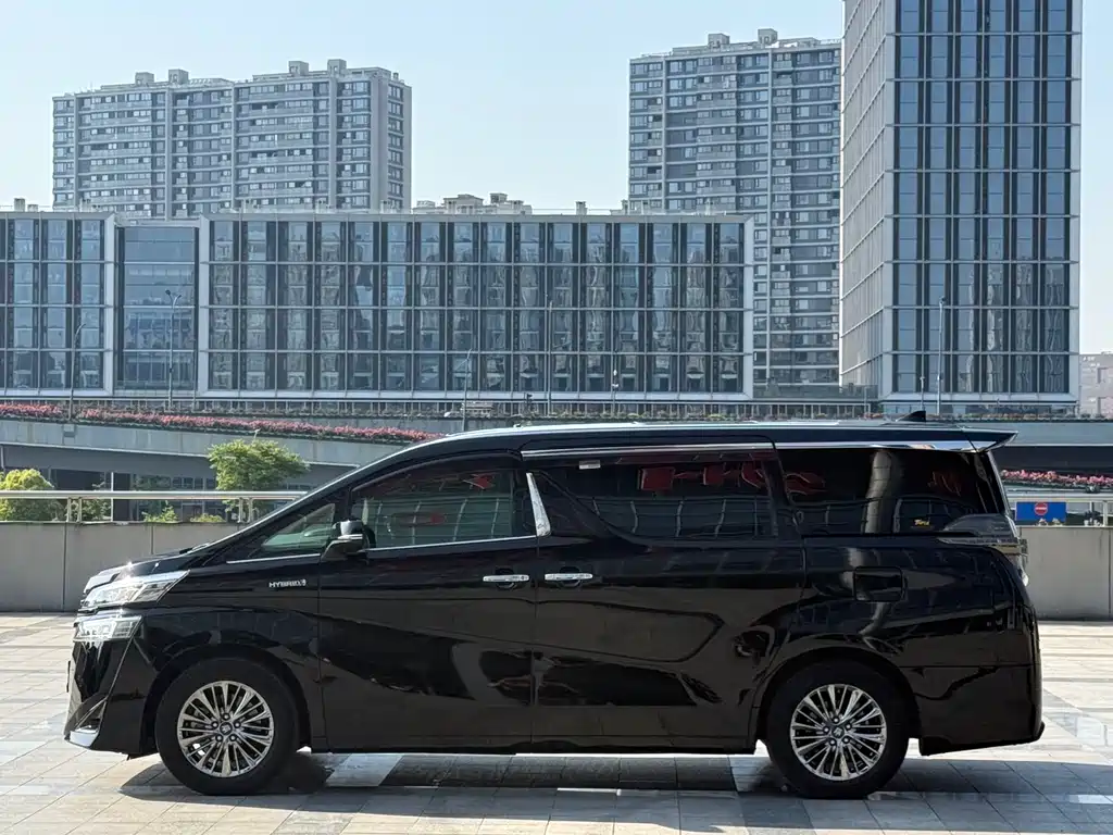 Toyota Vellfire 2021 Crown Hybrid 2.5L HV Premium Edition