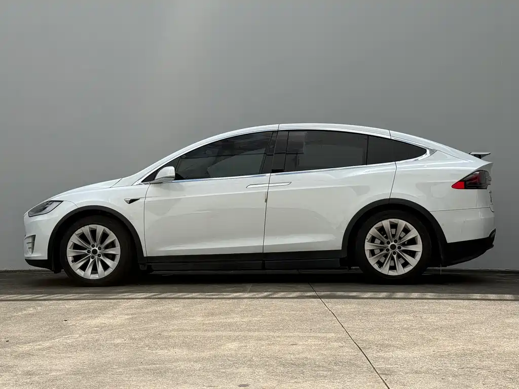 Tesla Model X 2016 Model X 90D
