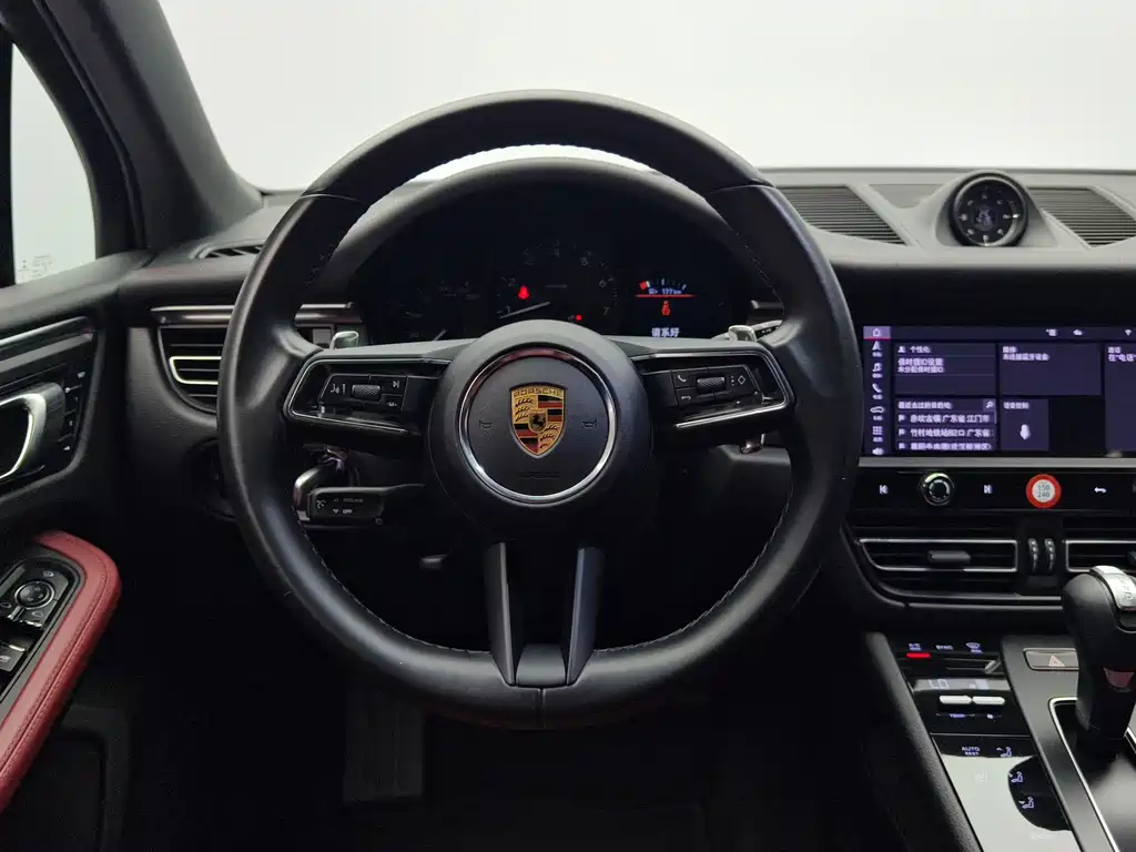 Macan 2022 2.0T