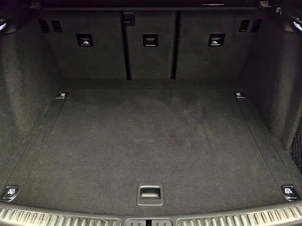 Macan 2022 2.0T