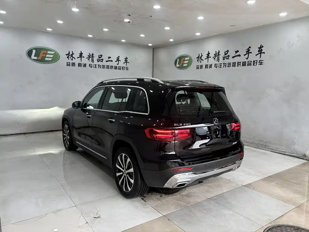 Mercedes-Benz GLB 2025 GLB 220 Fashion