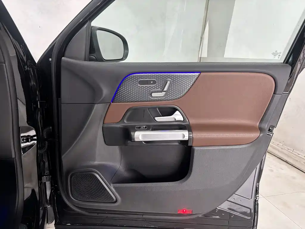 Mercedes-Benz GLB 2025 GLB 220 Fashion