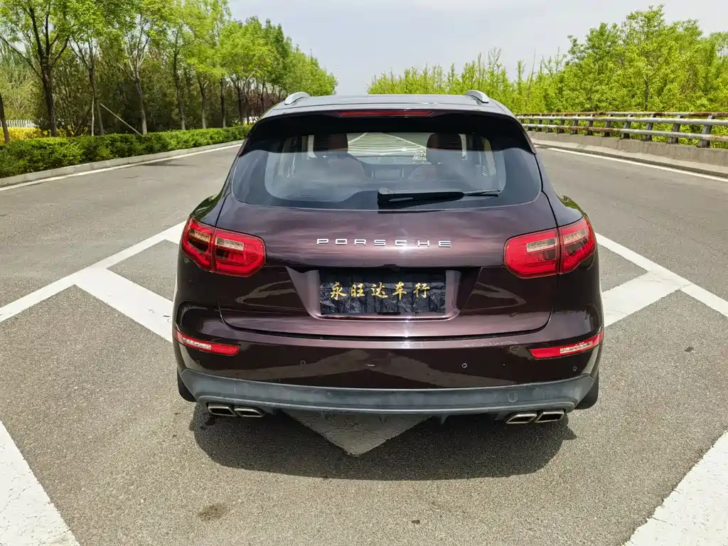 Zotye SR9 2017 2.0T Manual Ultimate Light Edition