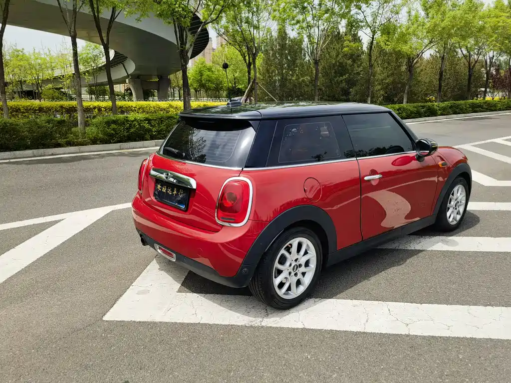 MINI 2016 1.2T ONE Pioneer Edition