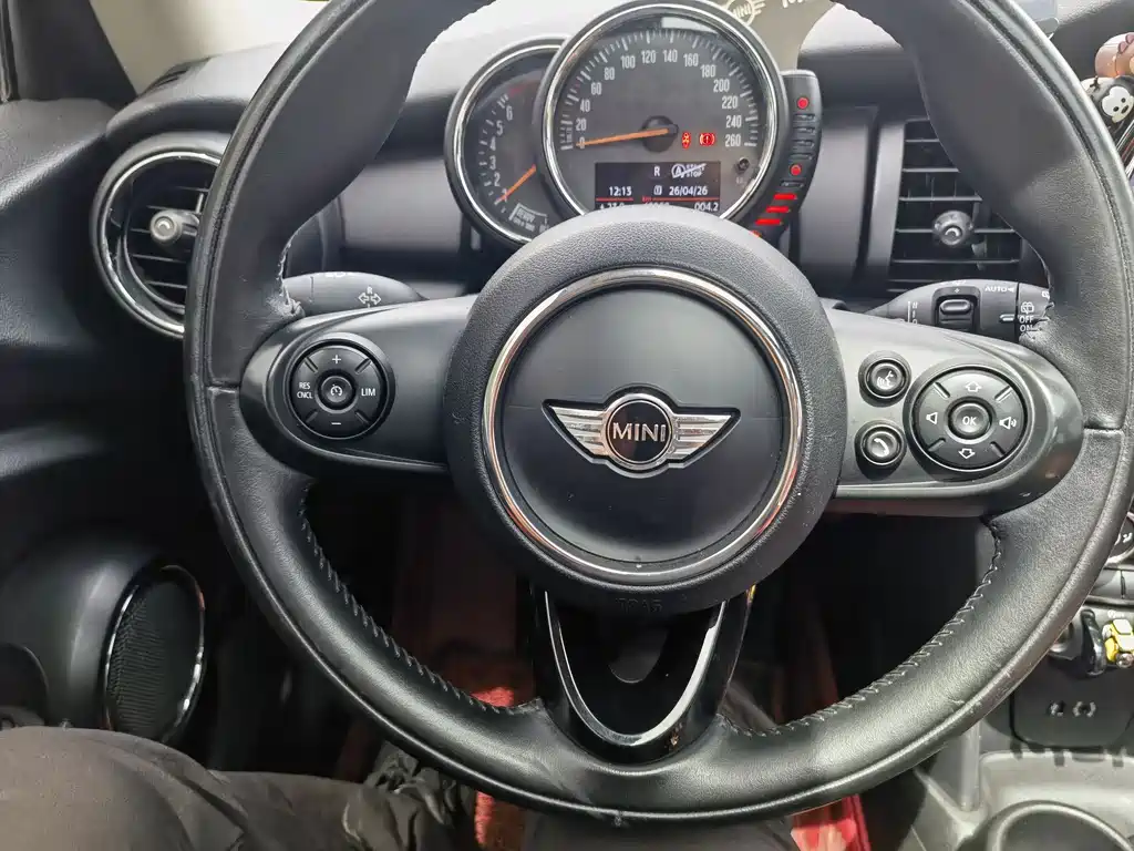 MINI 2016 1.2T ONE Pioneer Edition
