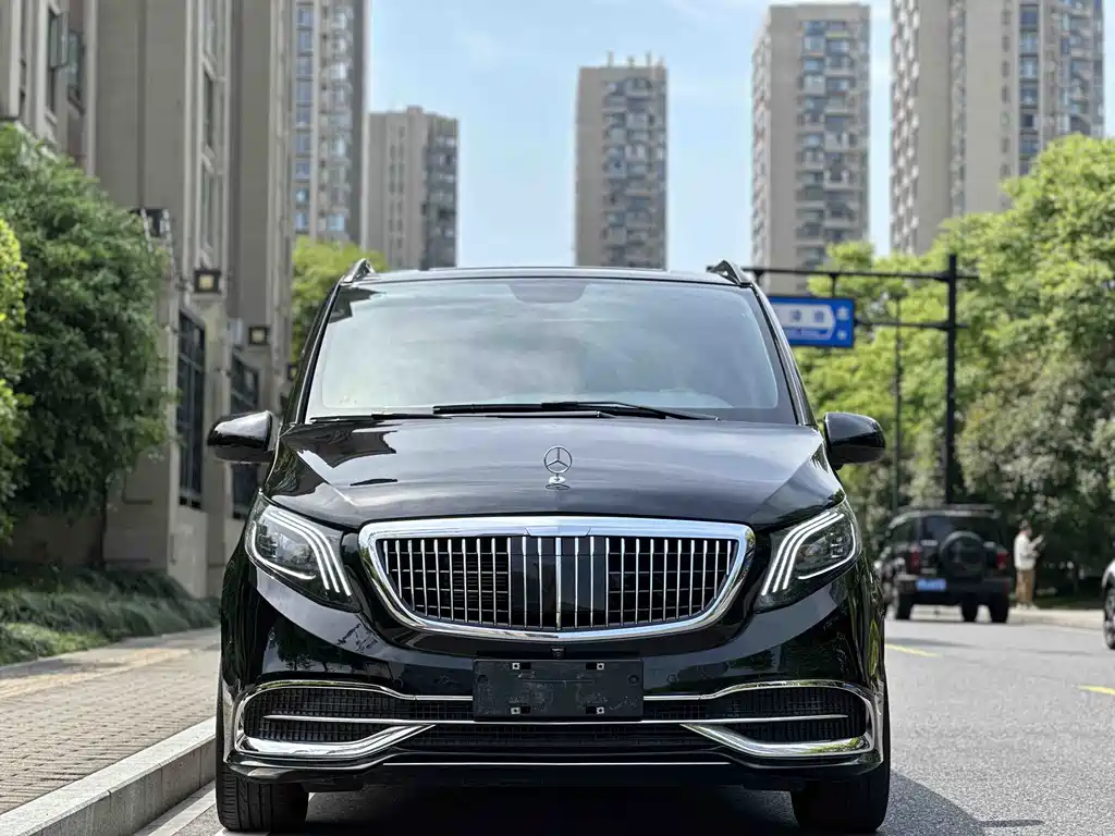 Mercedes-Benz Vito 2023 2.0T Business Edition 7-Seater