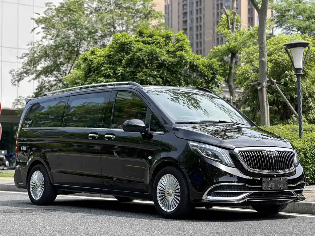 Mercedes-Benz Vito 2023 2.0T Business Edition 7-Seater