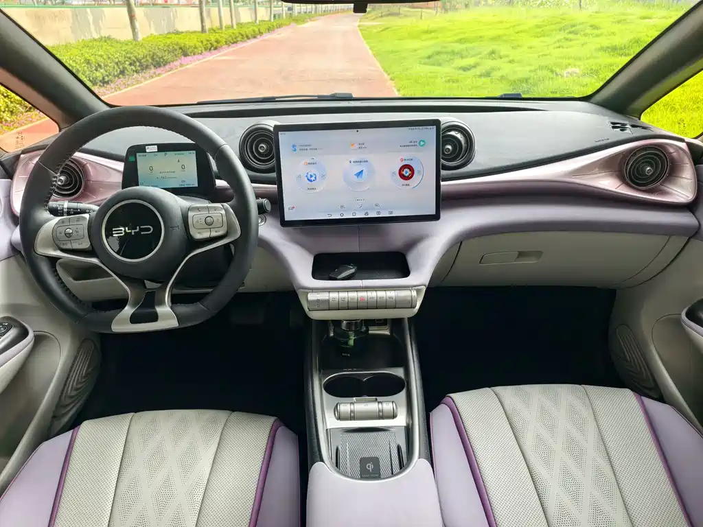 BYD Dolphin 2025 420km Fashion Edition