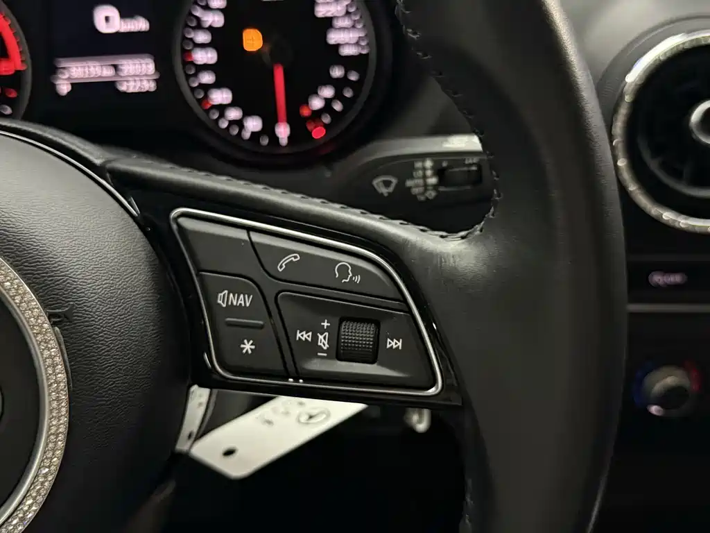 Audi A3 2020 Facelift Limousine 35 TFSI Entry Edition China VI