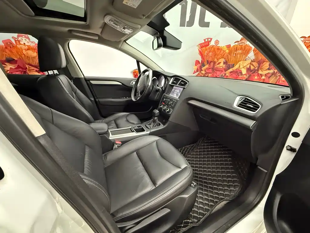 Citroën C4L 2016 1.2T Automatic Elite